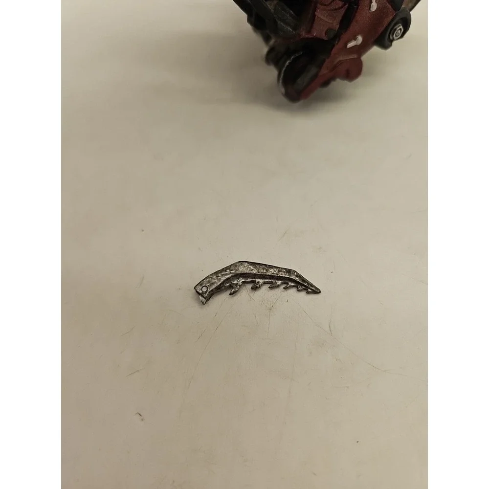 Toy Model MacFarlane Regenerative Spawn 28th Generation Robot Doll Needs Repair